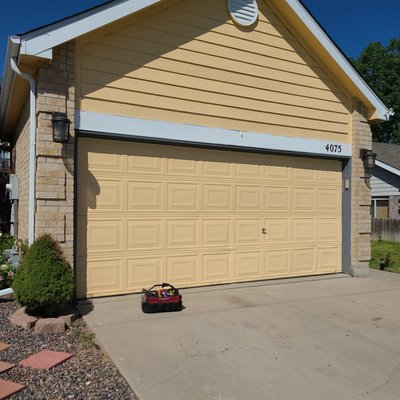 Garage Door Repair - This Door went off track we got there inspected everything and gave the customer a few options we can work around your budget replacing the all door is not always necessary sometime an efficient repair can be done effectively