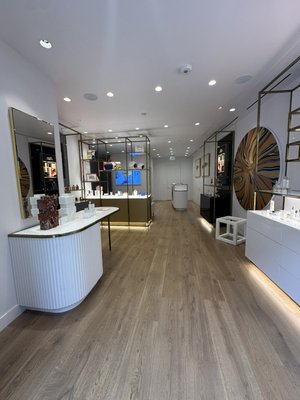 Commerical Janitorial Services - Facial/Spa Retail Store Commerical Janitorial Services - Facial/Spa Retail Store