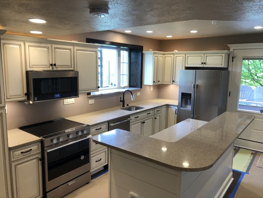 Custom Kitchen - A beautiful new kitchen will always greet your family and friends with classic elegance and style. We helped our customers create this kitchen, “the heart of the home”.