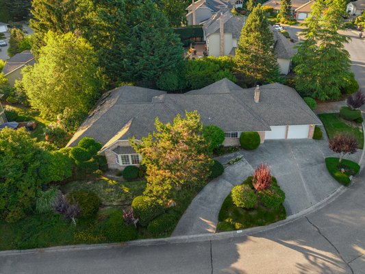 1705 142nd Pl SE, Mill Creek - This home in the coveted Mill Creek Country Club community had not been listed on the market for almost 30 years and we were honored to help the family find it's next chapter. We provided guidance on key updates to make the home stand out and highlight it's best features including new carpet, paint, decking, and more. Our hard work paid off as this home was under contract in just 3 days and at above list price! 1705 142nd Pl SE, Mill Creek - This home in the coveted Mill Creek Country Club community had not been listed on the market for almost 30 years and we were honored to help the family find it's next chapter. We provided guidance on key updates to make the home stand out and highlight it's best features including new carpet, paint, decking, and more. Our hard work paid off as this home was under contract in just 3 days and at above list price!