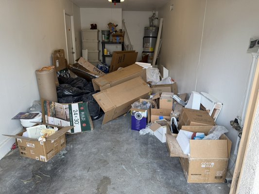 Garage clean out. Give your car its home back! - Client needed his garage cleaned out so he could park his car inside. We can do that! Reclaim your space! Garage clean out. Give your car its home back! - Client needed his garage cleaned out so he could park his car inside. We can do that! Reclaim your space!