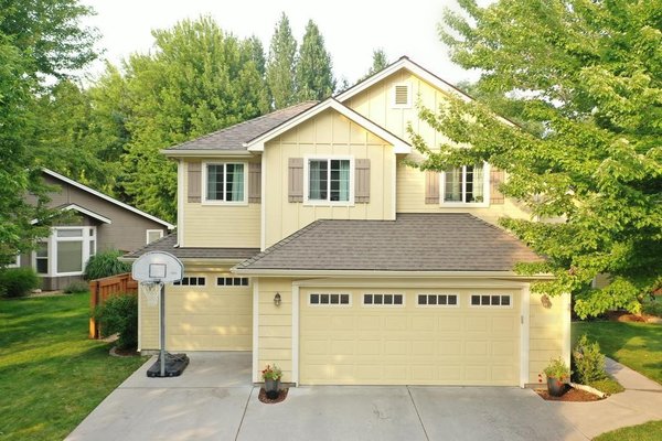 Roof Replacement in Boise, ID - A complete tear off and new Asphalt Shingle installation in Boise, ID. Roof Replacement in Boise, ID - A complete tear off and new Asphalt Shingle installation in Boise, ID.