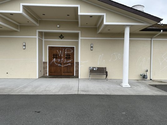Graffiti removal - We responded to an emergency call for graffiti removal.