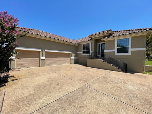 Exterior painting - Exterior painting for a rental house