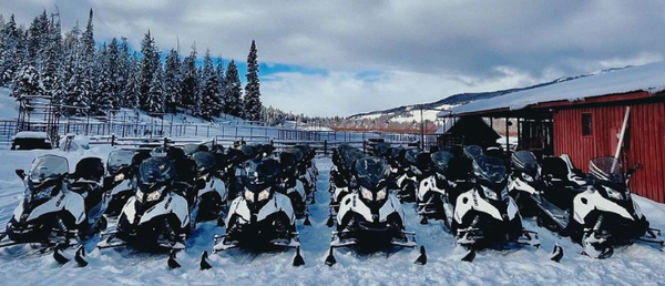 Winter Off-Grid Rental Rates - Winter Rental Rates
December 2023 - March 2024 Winter Off-Grid Rental Rates - Winter Rental Rates
December 2023 - March 2024