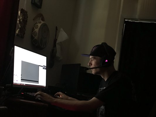 Customer Computers! - Whether you want a new gaming rig or a nice desktop for work, we have you covered. Give us a budget and we’ll design the computer of your needs. Customer Computers! - Whether you want a new gaming rig or a nice desktop for work, we have you covered. Give us a budget and we’ll design the computer of your needs.