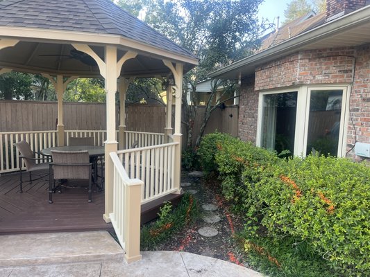 River Ridge Louisiana backyard landscaping - This River ridge Louisiana backyard needed an updated look. We came up with a design to compliment the gazebo. The customers wanted low something low maintenance but looked great for all seasons. We also updated their irrigation system to give proper coverage. We also added landscape lighting to make this yard come to life at night. It was a pleasure transforming this backyard. River Ridge Louisiana backyard landscaping - This River ridge Louisiana backyard needed an updated look. We came up with a design to compliment the gazebo. The customers wanted low something low maintenance but looked great for all seasons. We also updated their irrigation system to give proper coverage. We also added landscape lighting to make this yard come to life at night. It was a pleasure transforming this backyard.