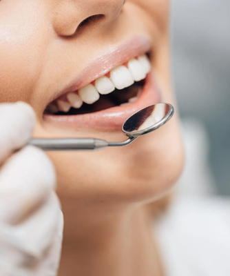 2. Partial Dentures & Flexible Solutions - For those missing only some of their natural teeth, partial dentures and flexible options are available to seamlessly blend with your existing smile. Our team provides a range of solutions to fit your needs, budget, and preferences.

Highlights:

Flexible partials for ultimate comfort
Metal-free and metal framework designs
Custom shade matching
Quick repair and adjustment services