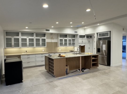 Kitchen remodel 2025 - We tarted doing trim a on Remdole we started in the January Kitchen remodel 2025 - We tarted doing trim a on Remdole we started in the January