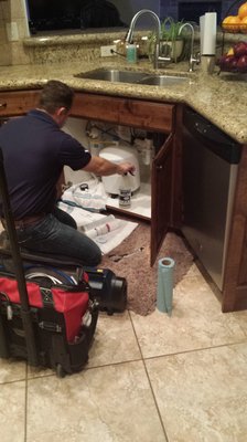 Filter Service -  Unlike the majority of plumbers, even those that are seasoned & experienced...only want to replace your existing RO system. We have the skill set, the experience, and the knowledge, so you have multiple options to either repair, replace, service or maintain your existing equipment. Plumbers typically just want to replace your existing equipment because of the lack of skills & knowledge of how reverse osmosis systems & water softeners operate. We don’t need to replace every system that has a problem. Routine maintenance is key for having continuous pure & long lasting RO water purification system. We have automated filter service and maintenance schedules for your reverse osmosis Purification Systems. Filter Service -  Unlike the majority of plumbers, even those that are seasoned & experienced...only want to replace your existing RO system. We have the skill set, the experience, and the knowledge, so you have multiple options to either repair, replace, service or maintain your existing equipment. Plumbers typically just want to replace your existing equipment because of the lack of skills & knowledge of how reverse osmosis systems & water softeners operate. We don’t need to replace every system that has a problem. Routine maintenance is key for having continuous pure & long lasting RO water purification system. We have automated filter service and maintenance schedules for your reverse osmosis Purification Systems.