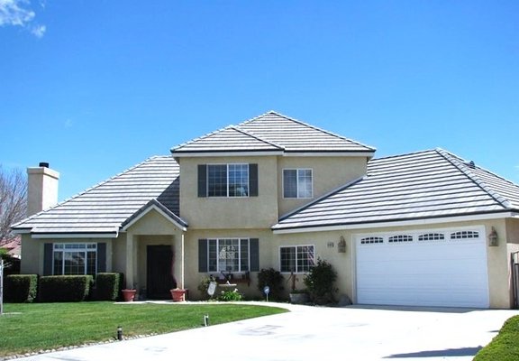 Custom House Ground UP - This home was a labor of love. It's a stunner with high-end finishes and spacious ceilings. Custom House Ground UP - This home was a labor of love. It's a stunner with high-end finishes and spacious ceilings.