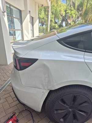 A Before and After - Tesla body damage, get it fixed fast.
Fender Menders offers specialized repair. That is faster than a collision center. Get your Tesla back A Before and After - Tesla body damage, get it fixed fast.
Fender Menders offers specialized repair. That is faster than a collision center. Get your Tesla back