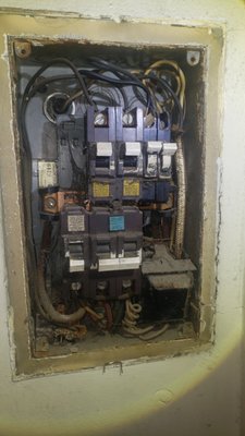 main panel upgrade - we upgrade main panels to 200 amp for a?c solar and other needs main panel upgrade - we upgrade main panels to 200 amp for a?c solar and other needs