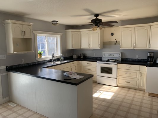 Kitchens refinishing - Kitchens refinishing Kitchens refinishing - Kitchens refinishing