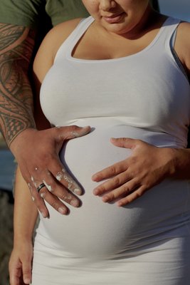 Maternity Photos - If you’re expecting and want to capture this special time while on Maui, reach out for a quote! Your photo session can be anywhere between 15 minutes to an hour. With different pricing options, there’s a package for everyone. 

Let’s capture your love and new life!