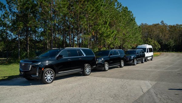 Sprinter Vans/Escalades/Limousines - Welcome to Do Need You Need A Ride, your trusted partner for airport transfers, hotel transfers, VIP services and exciting tours in Orlando, Florida. Discover how we make your trip more comfortable, safe and memorable! Contact us to schedule your vehicle or Book directly via our website! Sprinter Vans/Escalades/Limousines - Welcome to Do Need You Need A Ride, your trusted partner for airport transfers, hotel transfers, VIP services and exciting tours in Orlando, Florida. Discover how we make your trip more comfortable, safe and memorable! Contact us to schedule your vehicle or Book directly via our website!