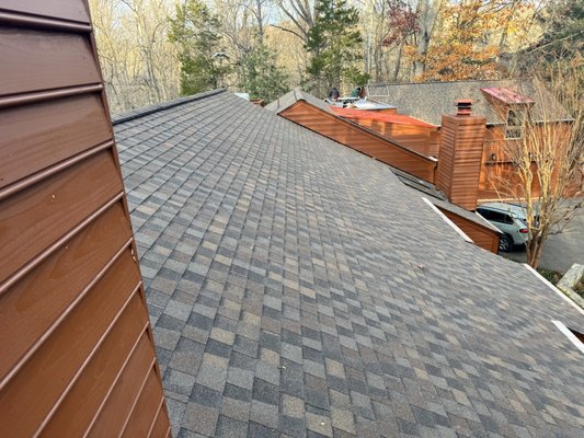 New Roof McLean - 30 year old roof that was leaking and destroying this beautiful house.