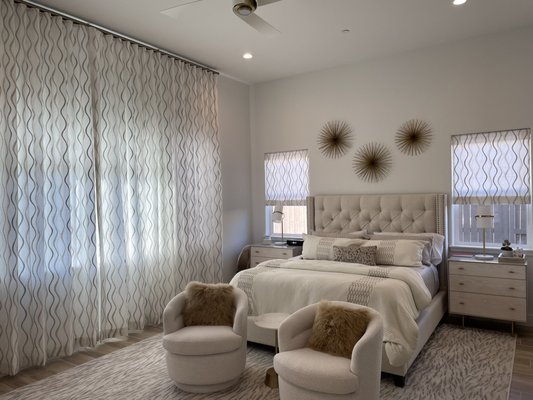 Window Treatments - Custom window treatments installed and fabricated. Take a look at some of our projects from Draperies to Roman Shades and Valances. We offer Installation, Hardware and fabrication.