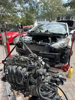 Brake jobs, oil change, basic, tuneups, tire patches, ext - Providing mobile mechanic service all over Center, Florida