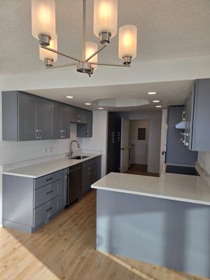 Kitchen Remodels - Stunning Kitchen Remodels for Tacoma Homes
Transform your kitchen into the heart of your home! We handle everything from cabinetry and countertops to backsplashes and lighting upgrades. Our team brings creative design solutions and skilled craftsmanship for Tacoma kitchen renovations that combine beauty and functionality. Kitchen Remodels - Stunning Kitchen Remodels for Tacoma Homes
Transform your kitchen into the heart of your home! We handle everything from cabinetry and countertops to backsplashes and lighting upgrades. Our team brings creative design solutions and skilled craftsmanship for Tacoma kitchen renovations that combine beauty and functionality.