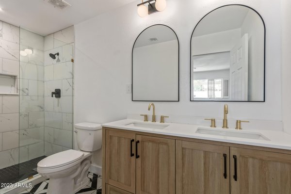 Phoenix Bathroom Upgrade 2022 - Client wanted to update their outdated bathroom and create a double vanity to give them more space. We delivered! Phoenix Bathroom Upgrade 2022 - Client wanted to update their outdated bathroom and create a double vanity to give them more space. We delivered!