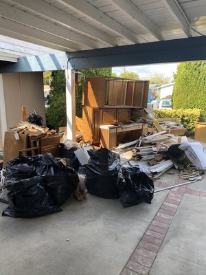 Junk Removal - Photos of Junk Removal and a few garage cleanouts. We make your home feel good again! Junk Removal - Photos of Junk Removal and a few garage cleanouts. We make your home feel good again!