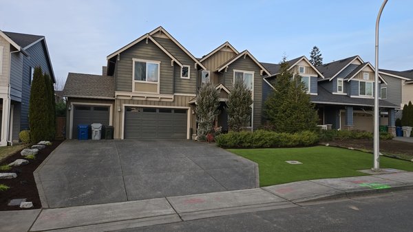 Front Yard Makeover - This project was done in Renton Washington, Home owner had a grub problem in his natural lawn causing animals do dig up his sod searching for the grubs. Now with artificial turf they can enjoy a grub free lawn and enjoy their space everyday they wake up and go outside. Great customers and great project! Front Yard Makeover - This project was done in Renton Washington, Home owner had a grub problem in his natural lawn causing animals do dig up his sod searching for the grubs. Now with artificial turf they can enjoy a grub free lawn and enjoy their space everyday they wake up and go outside. Great customers and great project!