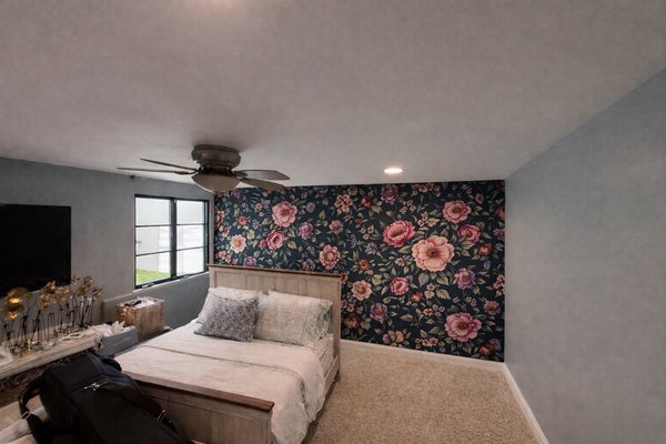 wallpaper behind the bed - wallpaper behind the bed