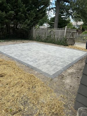 Patio seating area - Clients wanted a simple patio area to set up there grill and picnic tables