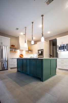 Kitchen Remodeling - Here are some of our best kitchen remodeling projects! Get be inspired. Kitchen Remodeling - Here are some of our best kitchen remodeling projects! Get be inspired.