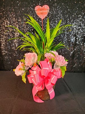 Valentine's Day Flowers & Bouquets - Love is in the air and it's one of our favorite times of the year. We have a variety of great gifts to help with your last minute needs. Feel free to give us a call or stop on in, delivery service is available! Call us today at (310) 635-5515!