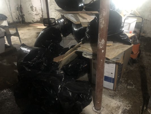 JUNK REMOVAL - CUSTOMER HAD WET BASEMENT HAD TO REMOVE ALL DEBRIS INCLUDING TOILETS WOOD WALLBOARD OUT BULKED ITO TRUCK. Ok JUNK REMOVAL - CUSTOMER HAD WET BASEMENT HAD TO REMOVE ALL DEBRIS INCLUDING TOILETS WOOD WALLBOARD OUT BULKED ITO TRUCK. Ok
