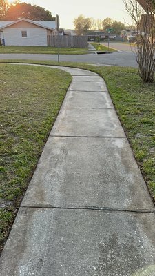 Leaf Removal with Lawn Service - Before and After - Extensive leaf removal throughout property in addition to mowing, trimming, edging and pick up of all yard waste. Leaf Removal with Lawn Service - Before and After - Extensive leaf removal throughout property in addition to mowing, trimming, edging and pick up of all yard waste.