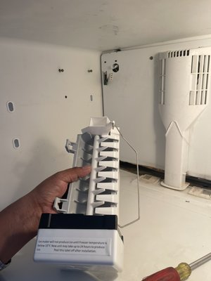 Ice maker repair - In this portfolio show ice maker and dispenser i have done Ice maker repair - In this portfolio show ice maker and dispenser i have done