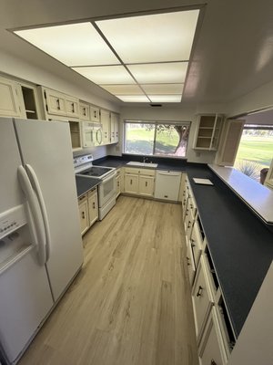 Kitchen remodel - Their kitchen was ready for and upgrade so they chose modern homes