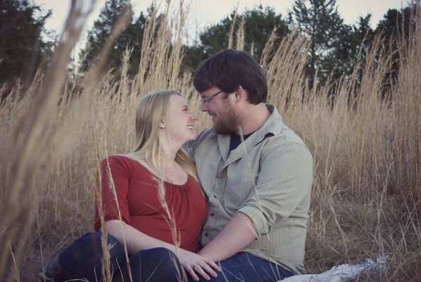 Harden Couple Photoshoot - This photo shoot was done in a field in Simpsonville SC Harden Couple Photoshoot - This photo shoot was done in a field in Simpsonville SC