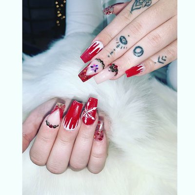 Nail art - Michelle is extremely talented in all nail art design... Nail art - Michelle is extremely talented in all nail art design...