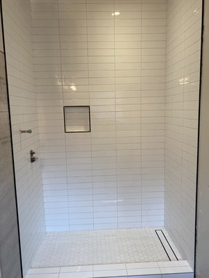 Remodelación de una tina a shower - Remodelación de una tina a ducha