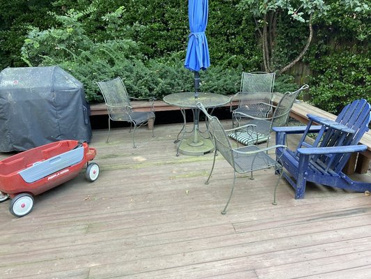 Beautiful Bethesda home - This lovely family is ready to grill and enjoy their newly cleaned backyard. Beautiful Bethesda home - This lovely family is ready to grill and enjoy their newly cleaned backyard.