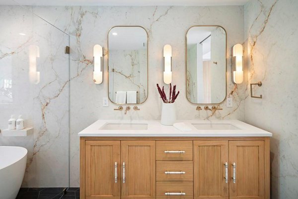 Bathroom Walls Neolith Abu Dhabi White - Neolith Abu Dhabi White Bathroom Walls
(Dinshaw Development project) Bathroom Walls Neolith Abu Dhabi White - Neolith Abu Dhabi White Bathroom Walls
(Dinshaw Development project)
