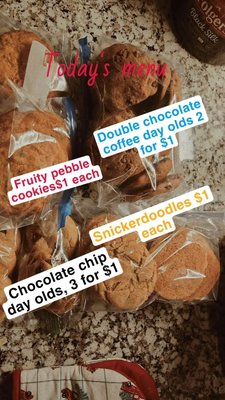 Pastries and Cookies - sweets and treats on the go! Pastries and Cookies - sweets and treats on the go!