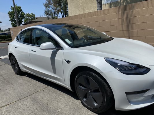 2021 Tesla before and after - Tesla model 3 ceramic tint job,, before and after pictures !
All our work has a lifetime warranty and we are fully mobile service.