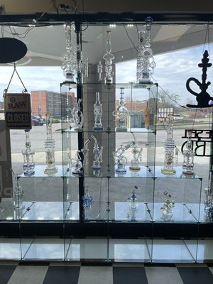 Hookahs and glassware - These pictures feature our hookahs and glassware Hookahs and glassware - These pictures feature our hookahs and glassware