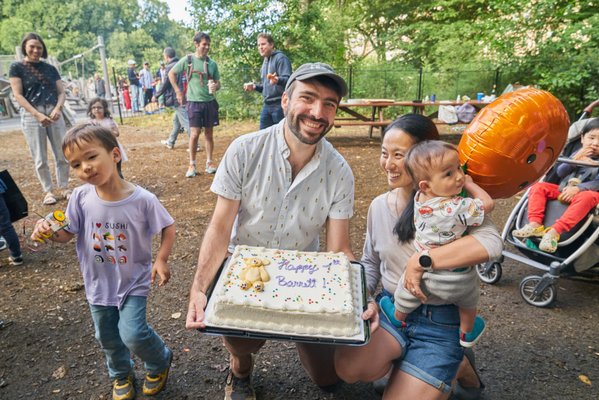 Robot Birthday Parties - Schedule your next birthday party with Brooklyn Robot Foundry and let us bring the robots and the fun. Every child who attends get to bring home a robot that they built and decorated. Your goodie bag just got a STEAMtastic upgrade.