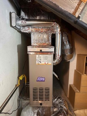 New 80% Furnace - Upgraded a client's heating system with a new, reliable 80% AFUE gas furnace. This installation involved removing the old, failing unit and performing precision sheet metal work to ensure a perfect fit with the existing ductwork. We focused on optimizing airflow and safety, providing the homeowner with a cost-effective and dependable heating solution for years to come. New 80% Furnace - Upgraded a client's heating system with a new, reliable 80% AFUE gas furnace. This installation involved removing the old, failing unit and performing precision sheet metal work to ensure a perfect fit with the existing ductwork. We focused on optimizing airflow and safety, providing the homeowner with a cost-effective and dependable heating solution for years to come.