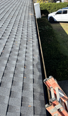 Gutter Cleaning (Beverly) - Gutter and drain cleaning for the fall season Gutter Cleaning (Beverly) - Gutter and drain cleaning for the fall season