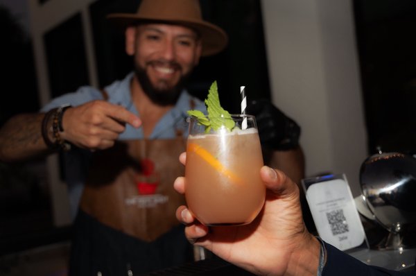 Our team - We have a team trained to work on your event with a good service attitude and very professional in cocktail service. We like to provide the best service and make your event reach another level