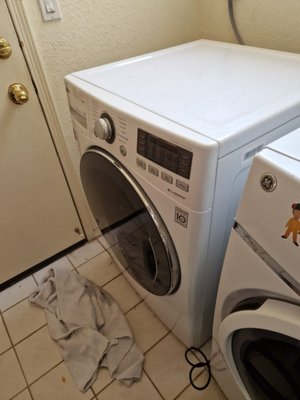 Replacing the pump in a washing machine in San Diego - Replacing the pump in a washing machine in San Diego Replacing the pump in a washing machine in San Diego - Replacing the pump in a washing machine in San Diego