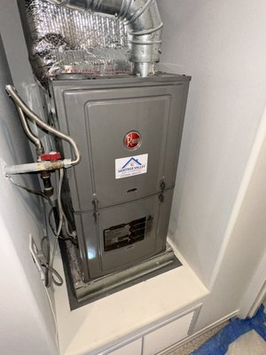 Heating Furnace sales . - Free estimate on new heating central furnace installed with 10 year warranty. We offer financing on approved credit with no deposit required and no interest rate if paid within 24 months of purchase. We also have great cash deals with warranty.