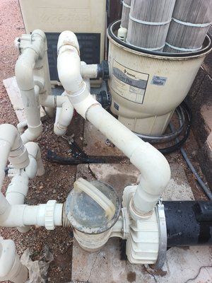 Filter clean was done on one of our regular service pool. - Twice a year we service the main cartridge filter on our regular service pool. By regularly staying on top of this we can guarantee the pool equipment is working properly.